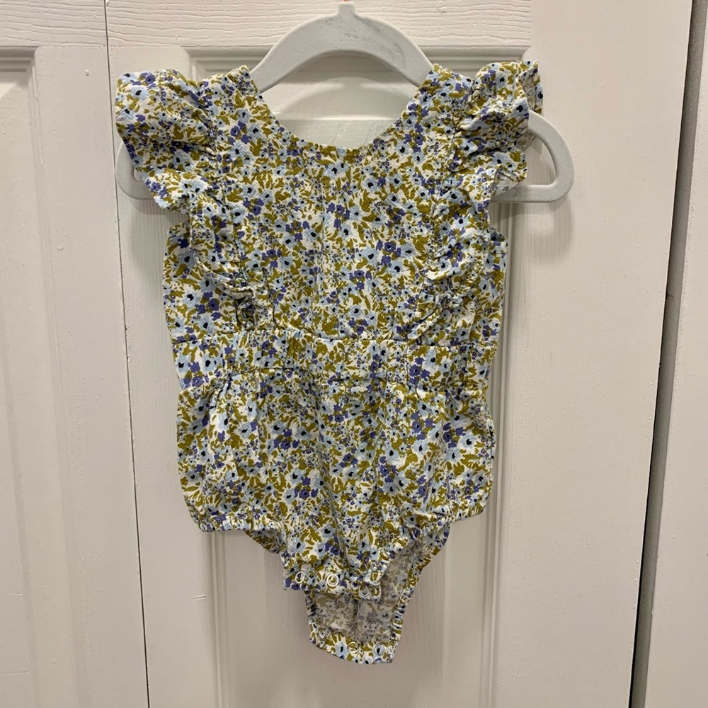 Floral Flutter Sleeve Bodysuit